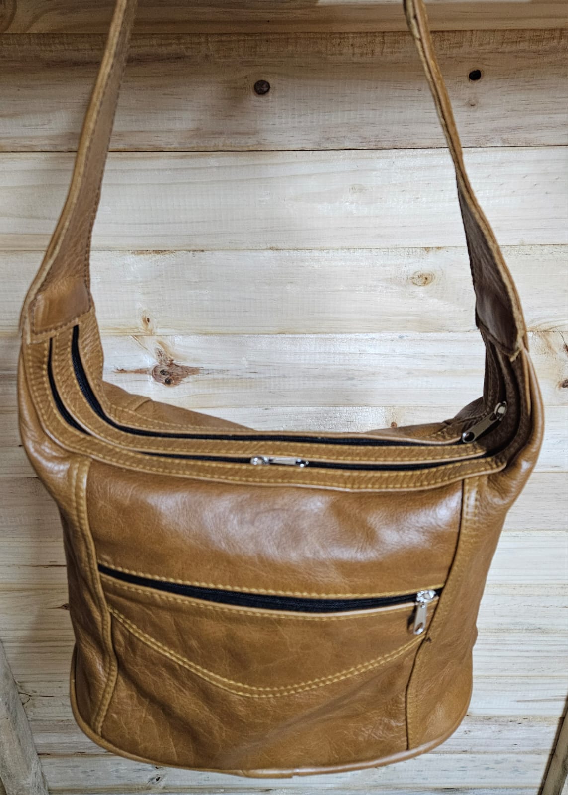 Handbag medium tan1
