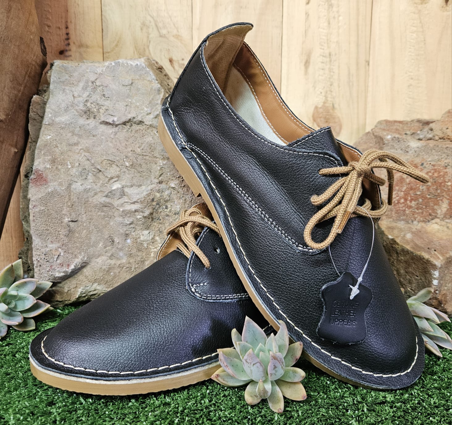 Lace up black 04.01.2026